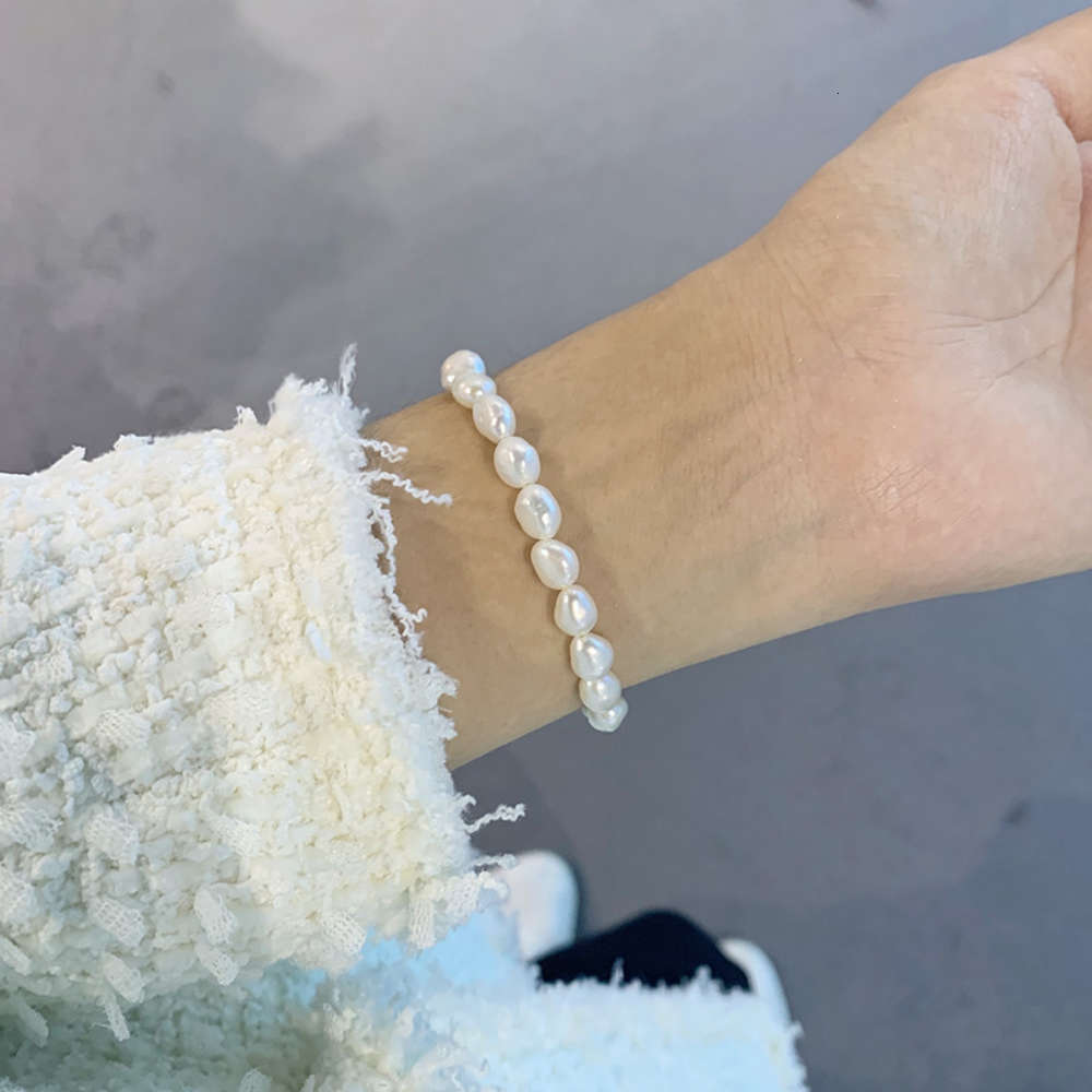 ,bracelet Handmade freshwater pearl Baroque small bracelet gilded simple temperament hand jewelry for women, Golden;silver
,bracelet Handmade freshwater pearl Baroque small bracelet gilded simple temperament hand jewelry for women, Golden;silver