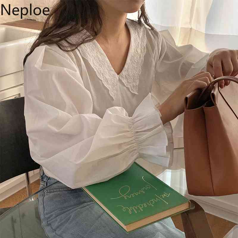 Neploe Women Blouses Spring Embroidery Lace Peter Pan Collar Patchwork Shirts Korean Elegant Blusas Temperament White Loose Tops 210422