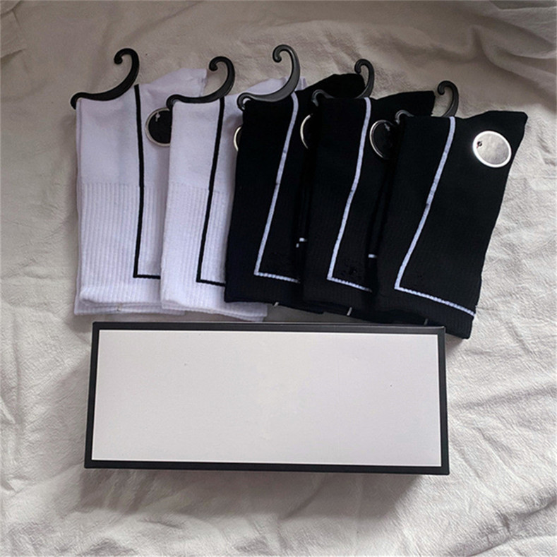 Classic Striped Socks Alphabet Pattern Stockings Colorful Four Seasons Sock Ladies Running Stocking with Box, As pic
Classic Striped Socks Alphabet Pattern Stockings Colorful Four Seasons Sock Ladies Running Stocking with Box, As pic
