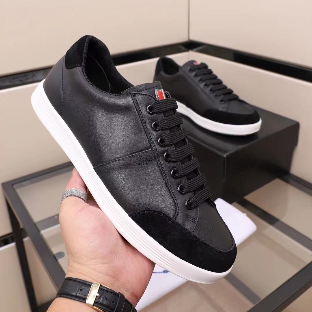 Triple-S Casualladies graffiti white shoes 2021 Mens leather casual shoe flowers Platforms Print pattern fashion personality wild couple sneakers women
Triple-S Casualladies graffiti white shoes 2021 Mens leather casual shoe flowers Platforms Print pattern fashion personality wild couple sneakers women