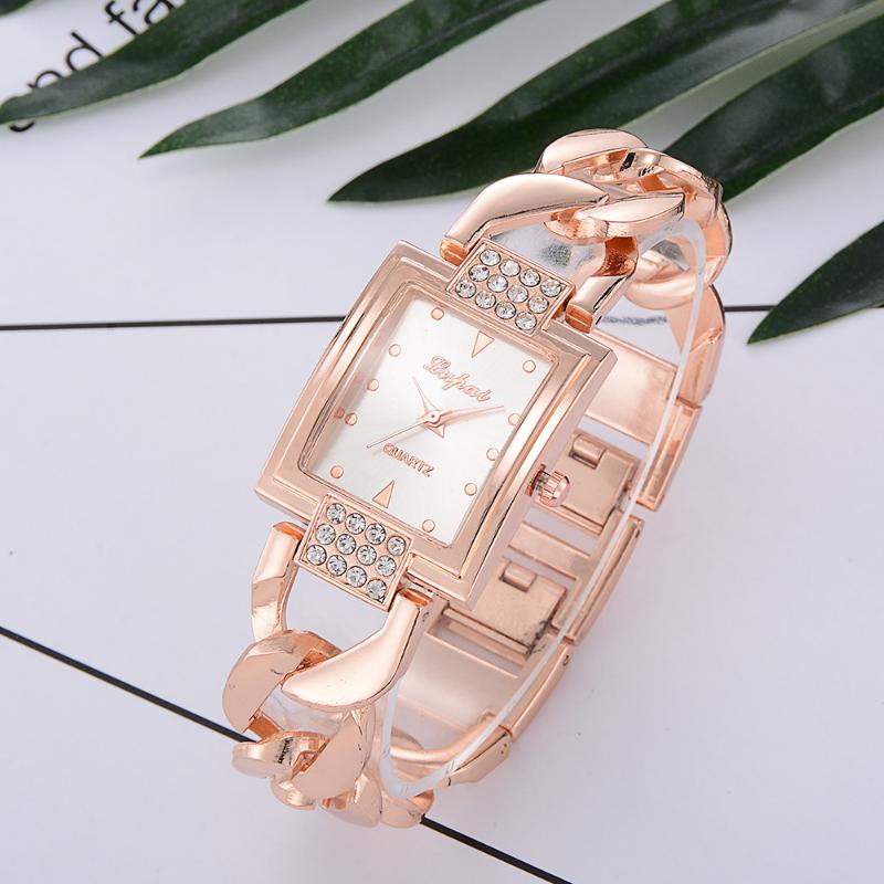 Wristwatches 2021 Women Watches Luxury Rose Gold Dial Quartz Analog Stainless Steel Strap Gift Dress Clock Zegarki Damskie
Wristwatches 2021 Women Watches Luxury Rose Gold Dial Quartz Analog Stainless Steel Strap Gift Dress Clock Zegarki Damskie