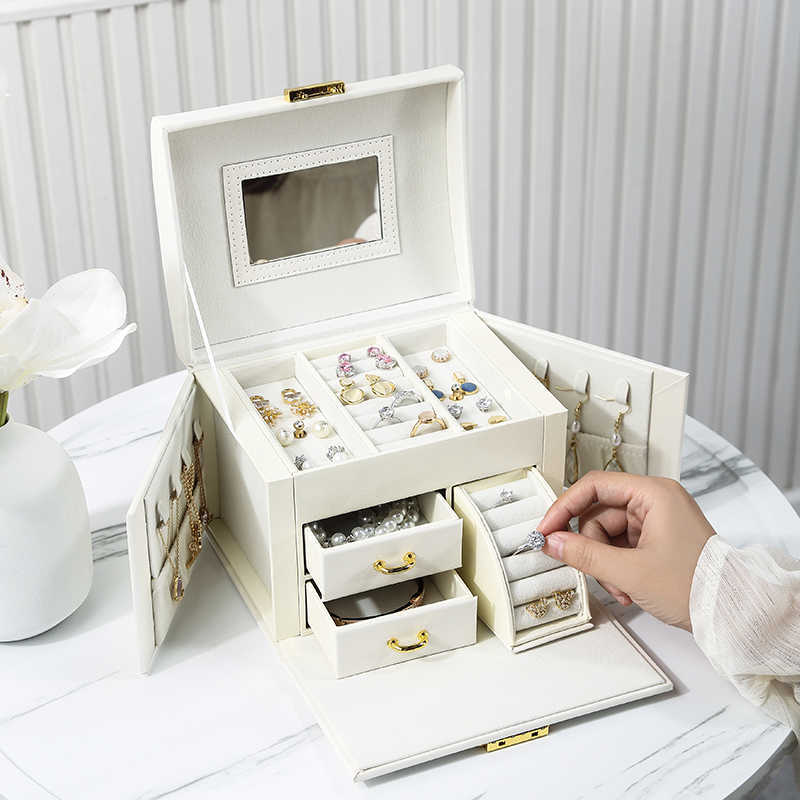 Large Jewelry Box Organizer PU Leather Drawer Jewellery Boxes Velvet Earring Ring Necklace Jewelry Storage Case Casket 211012
Large Jewelry Box Organizer PU Leather Drawer Jewellery Boxes Velvet Earring Ring Necklace Jewelry Storage Case Casket 211012
