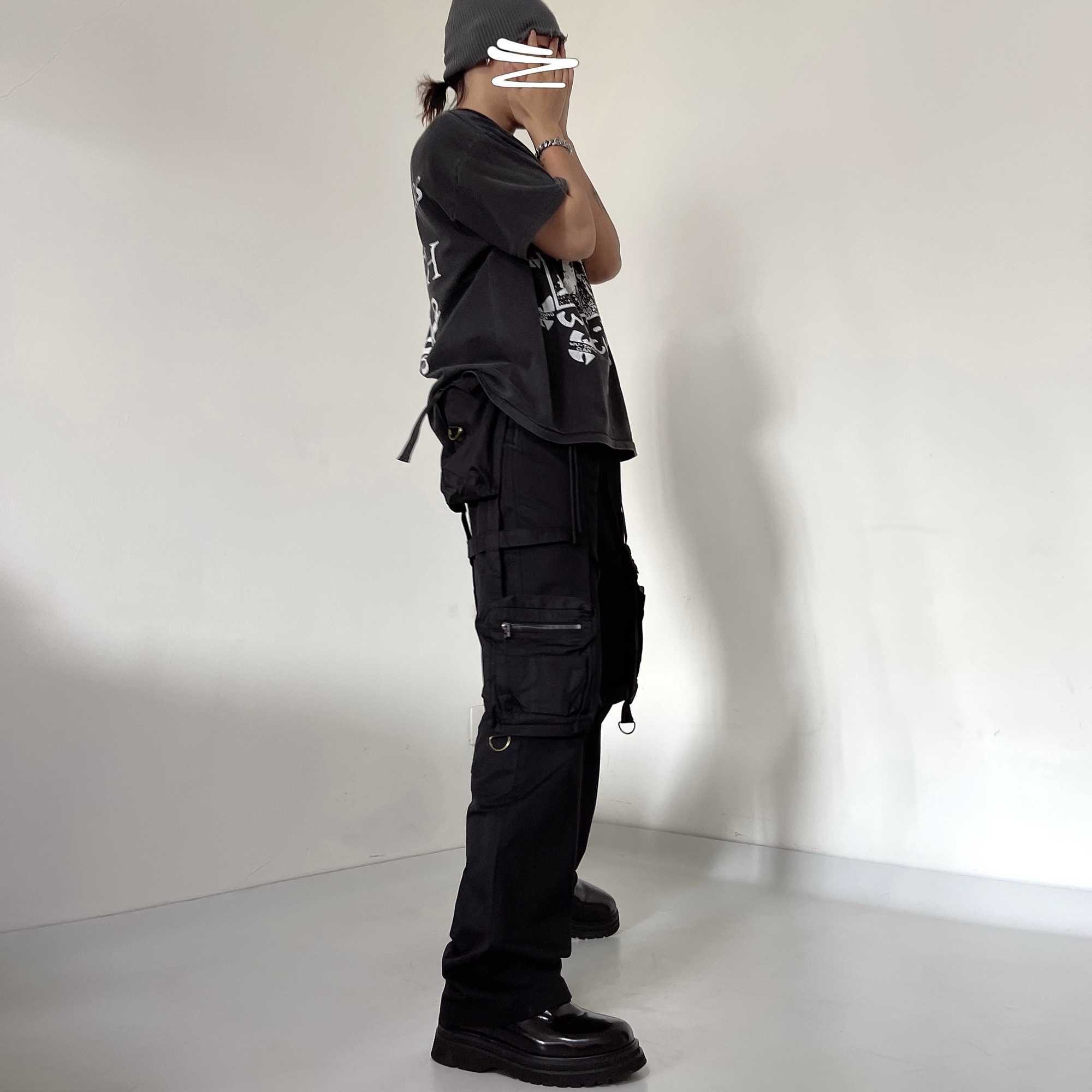 Fashion outlet 21SS Independent Raf Simons high street vest hanging bag casual loose multi-function zipper overalls fashion, Black
Fashion outlet 21SS Independent Raf Simons high street vest hanging bag casual loose multi-function zipper overalls fashion, Black