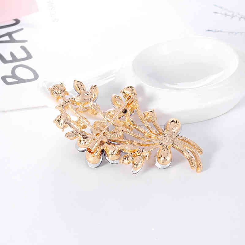 Brooch Korean Flower Alloy Electroplating Diamond Glass Pin