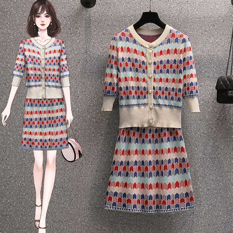 Fashion Knitted Sweater Skirt Two piece set Women's Casual Elegant Single-Breasted Cardigan + A-line Mini Skirts Outfits 210526, Photo color
Fashion Knitted Sweater Skirt Two piece set Women's Casual Elegant Single-Breasted Cardigan + A-line Mini Skirts Outfits 210526, Photo color
