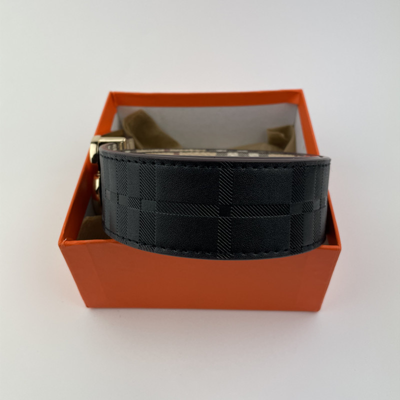 2021 fashion luxury plaid striped double-sided leather belt designer men and women high quality, Width 3.8cm
2021 fashion luxury plaid striped double-sided leather belt designer men and women high quality, Width 3.8cm