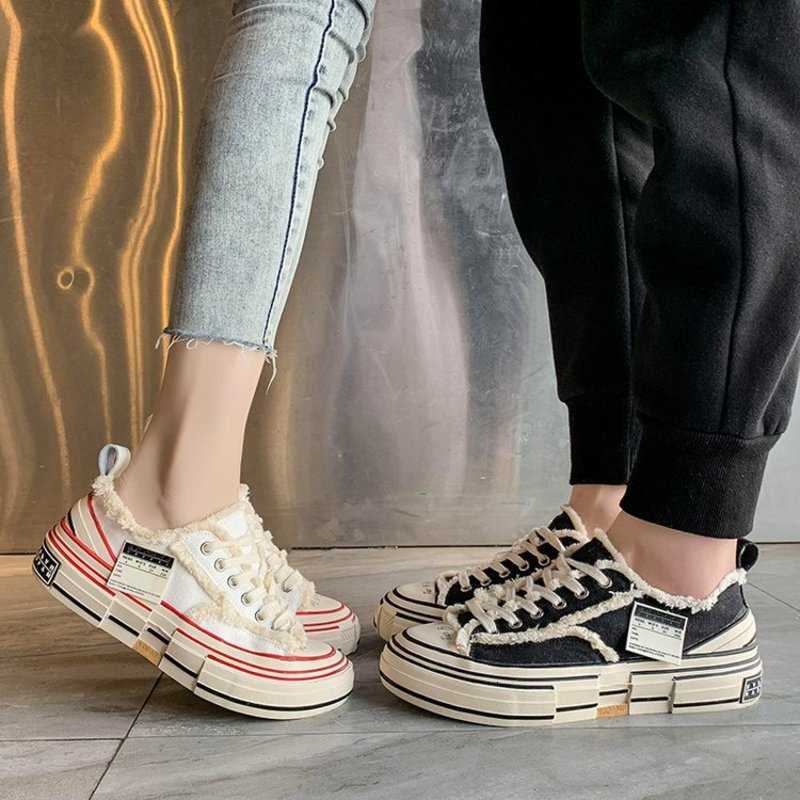 canvas shoes Wu Jianhao same Cai Xukun vulcanized thick soled beggar women's versatile student board
canvas shoes Wu Jianhao same Cai Xukun vulcanized thick soled beggar women's versatile student board