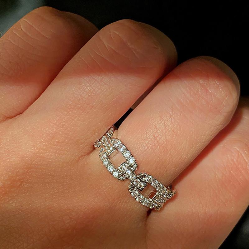 Cluster Rings Crystal Cuban Link Ring For Women Men Iced Out Micro-inlaid Zircon Finger Hippie Jewelry Punk Rock Accessories Gift OHR069, Golden;silver
Cluster Rings Crystal Cuban Link Ring For Women Men Iced Out Micro-inlaid Zircon Finger Hippie Jewelry Punk Rock Accessories Gift OHR069, Golden;silver