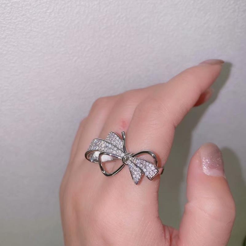 Real Gold Knot Delicate Jewelry Engagement Adjustable Rings For Women Simple Style Zircon Elegant Wedding Cluster, Golden;silver
Real Gold Knot Delicate Jewelry Engagement Adjustable Rings For Women Simple Style Zircon Elegant Wedding Cluster, Golden;silver