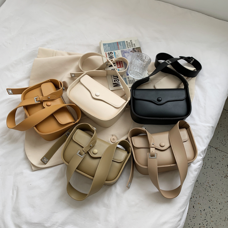 Small Soft PU Leather Shoulder Bags for Women 2021 Summer Travel Simple Handbag Fashion Solid Color Crossbody Purses, Black
Small Soft PU Leather Shoulder Bags for Women 2021 Summer Travel Simple Handbag Fashion Solid Color Crossbody Purses, Black