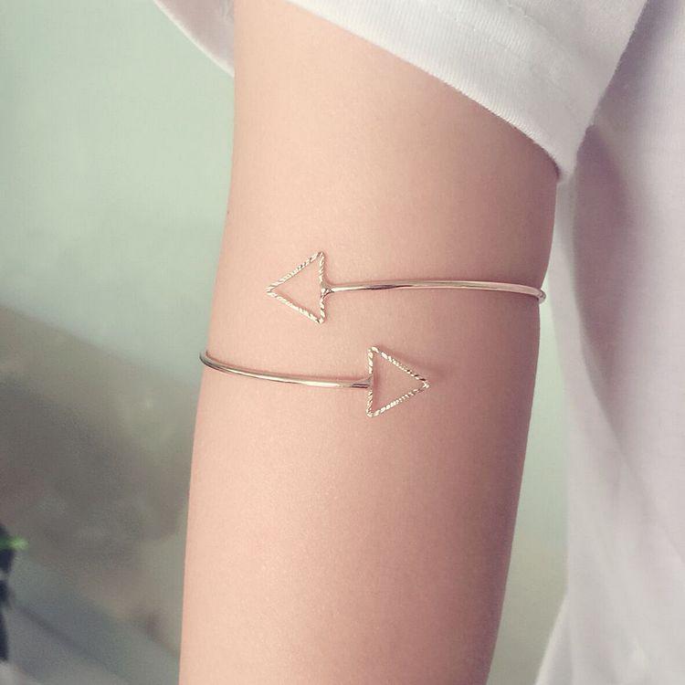 Bangle 2021 Fashion Brand Vintage Adjustable Triangle Bracelets Gold Arrow Bracelet For Women Bangles Jewelry Gift 1B001
Bangle 2021 Fashion Brand Vintage Adjustable Triangle Bracelets Gold Arrow Bracelet For Women Bangles Jewelry Gift 1B001