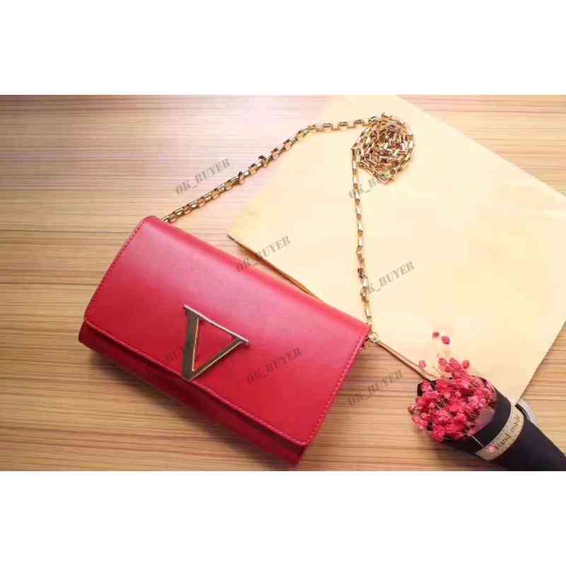 2021 Fashion Designers Womens Handbags luxurys lady shoulder bag high quality leather messenger bags classic digram flowers crossbody Chains, Red;black
2021 Fashion Designers Womens Handbags luxurys lady shoulder bag high quality leather messenger bags classic digram flowers crossbody Chains, Red;black