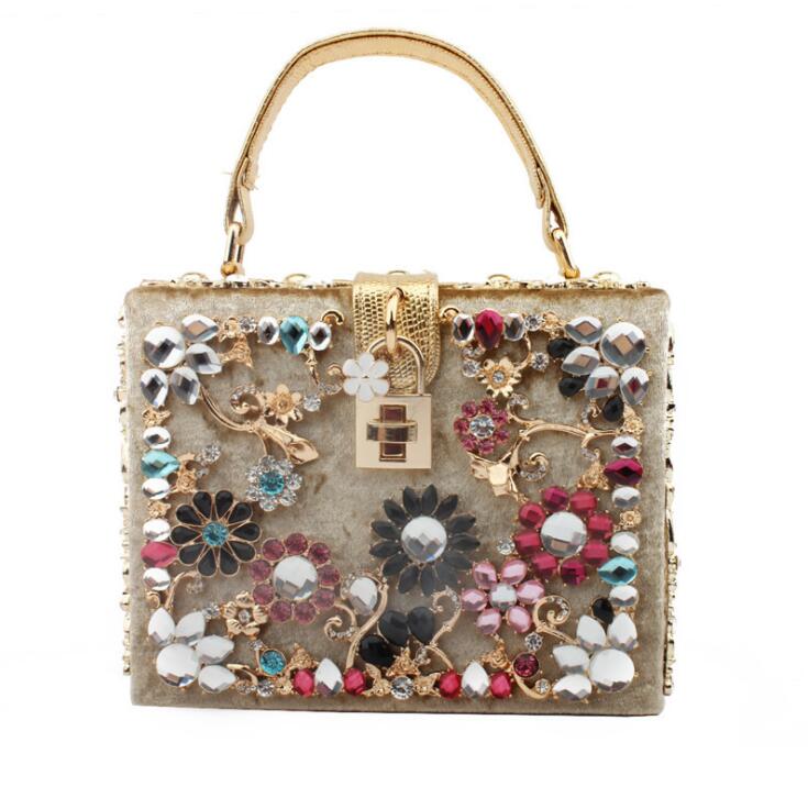 Factory wholesale women bag high quality fashion handbag with diamonds elegant flannel dinner bags sweet and fresh pearl handbags withs diamondss, Fuchsia(boutique box)
Factory wholesale women bag high quality fashion handbag with diamonds elegant flannel dinner bags sweet and fresh pearl handbags withs diamondss, Fuchsia(boutique box)
