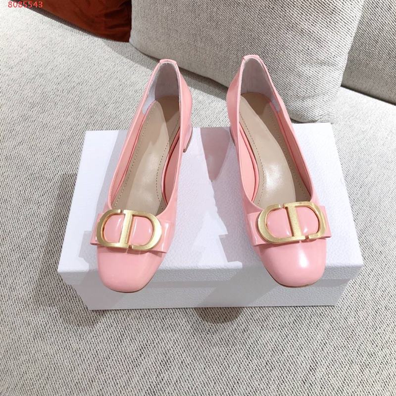 European and American fashion autumn new square head ladies dress shoes, light face leather hardware letter decoration design Box & Dust Bag, Sky blue
European and American fashion autumn new square head ladies dress shoes, light face leather hardware letter decoration design Box & Dust Bag, Sky blue