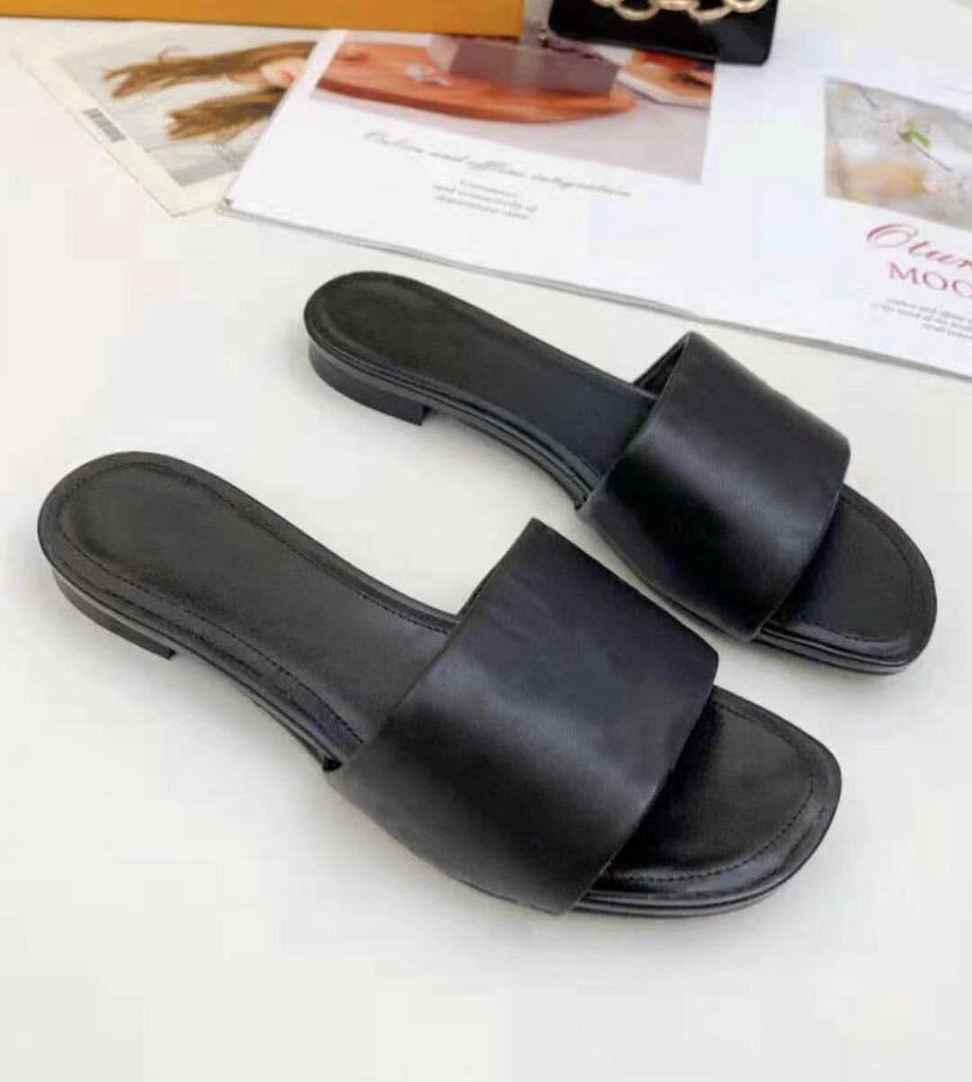 Women's fashion Revival flat slippers comfy Empreinte sheepskin available in 6 colors black white orange light blue green pink 1A8LDO 1A8LE6 1A8LE0 1A8LFG 1A8LFY
Women's fashion Revival flat slippers comfy Empreinte sheepskin available in 6 colors black white orange light blue green pink 1A8LDO 1A8LE6 1A8LE0 1A8LFG 1A8LFY