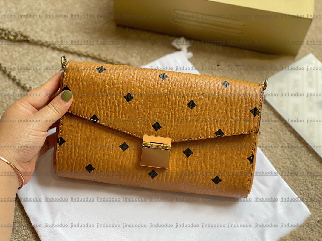 Top quality Women handbags purses shoulder clutch bags Luxury designer Millie Visetos Original leather shopping crossbody bag code WOC graffiti Handbag tote, Box
Top quality Women handbags purses shoulder clutch bags Luxury designer Millie Visetos Original leather shopping crossbody bag code WOC graffiti Handbag tote, Box