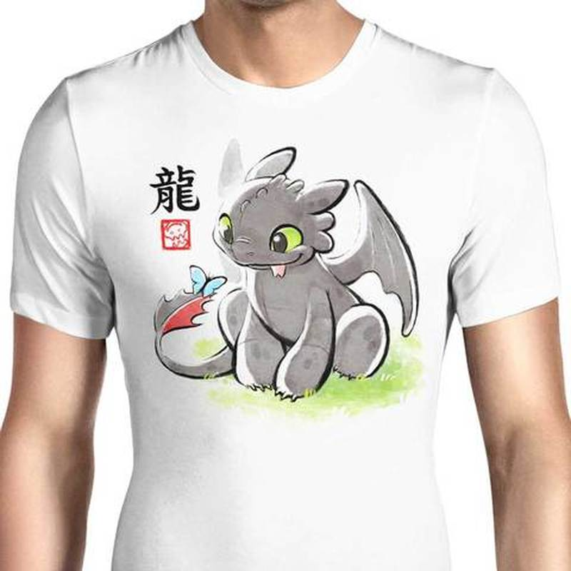 European style small flying dragon pattern ins wind round neck men's and women's short-sleeved T-shirts are comfortable and loose, White;black
European style small flying dragon pattern ins wind round neck men's and women's short-sleeved T-shirts are comfortable and loose, White;black