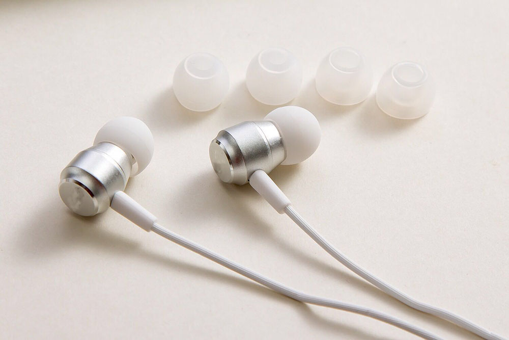Magnetic Neck Card Bluetooth Headphones Headset Wireless Sports earphones 5.0 Stereo High Quality