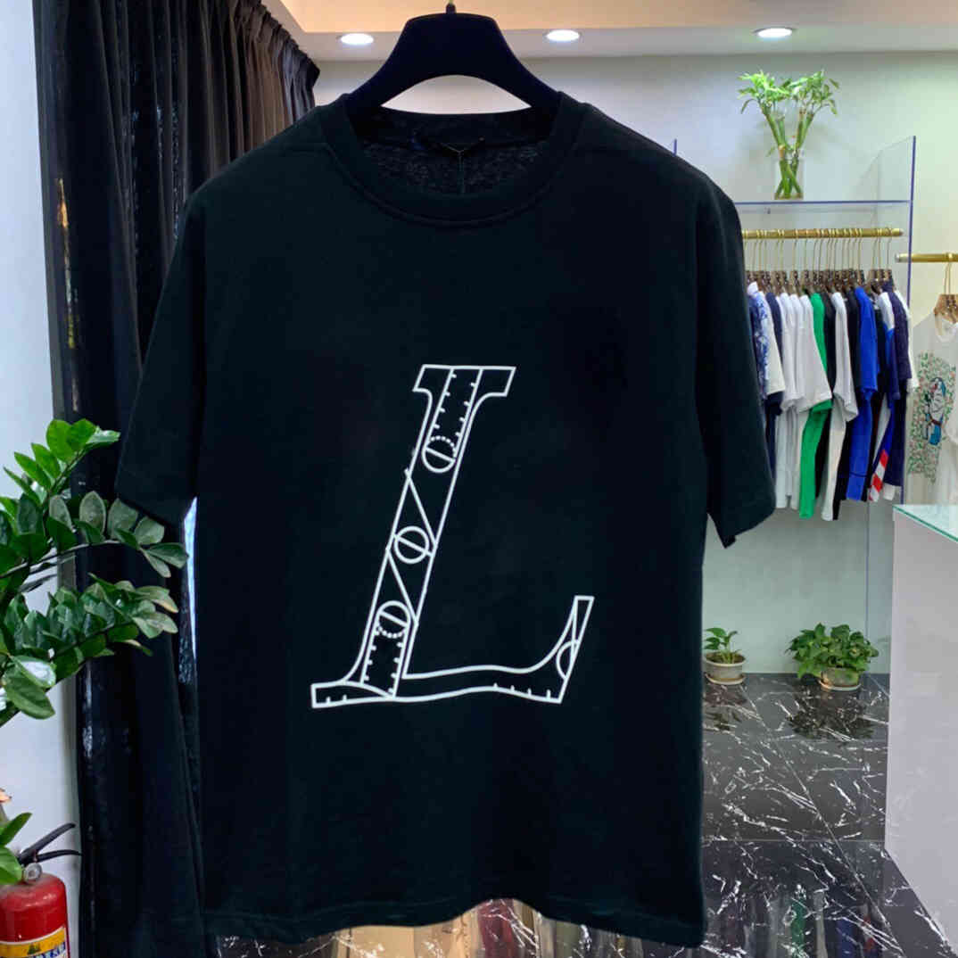 Men' Hoodies & Sweatshirts ss summer runway brand luxury designer of men' women T-shirts 1:1 high quality casual black cotton tess unisex tops shirts LW6I, 1# shoe box
Men' Hoodies & Sweatshirts ss summer runway brand luxury designer of men' women T-shirts 1:1 high quality casual black cotton tess unisex tops shirts LW6I, 1# shoe box