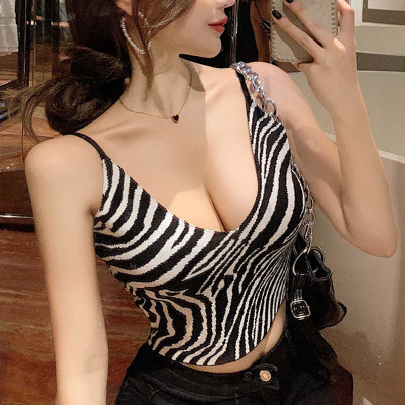 WOMENGAGA Summer Sexy Short Zebra Stripes Vest Slim Elastic Knitting Sling Tank Tops Korean Women Crop Top Tunic HK9C 210603
WOMENGAGA Summer Sexy Short Zebra Stripes Vest Slim Elastic Knitting Sling Tank Tops Korean Women Crop Top Tunic HK9C 210603