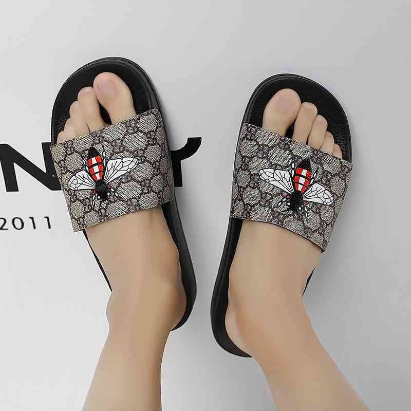 Slippers Men Summer Fashion Personality Bee Print One Line Slipper Soft Bottom Anti Slip g Sandal, Black
Slippers Men Summer Fashion Personality Bee Print One Line Slipper Soft Bottom Anti Slip g Sandal, Black