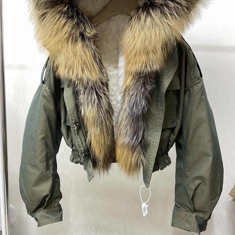Women's Fur & Faux Winter Jacket Short Style Real Parkas Genuine Collar Trim Natural Sheep Lining Parka, Black
Women's Fur & Faux Winter Jacket Short Style Real Parkas Genuine Collar Trim Natural Sheep Lining Parka, Black