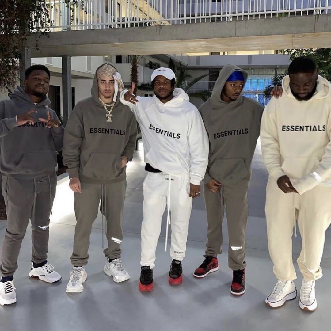 Autumn Winter mens hoodies USA Fear Of God reflective Essentials Silicone letters print Sweatshirts Casual Fog Sweatpants Men Women FG Jogge, Black
Autumn Winter mens hoodies USA Fear Of God reflective Essentials Silicone letters print Sweatshirts Casual Fog Sweatpants Men Women FG Jogge, Black