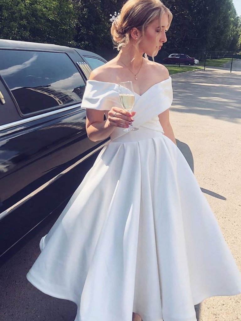 Sexy Off The Shoulder Party Dresses Tea Length A-line Homecoming Dress robe de soiree for Women Custom Made, Black
Sexy Off The Shoulder Party Dresses Tea Length A-line Homecoming Dress robe de soiree for Women Custom Made, Black