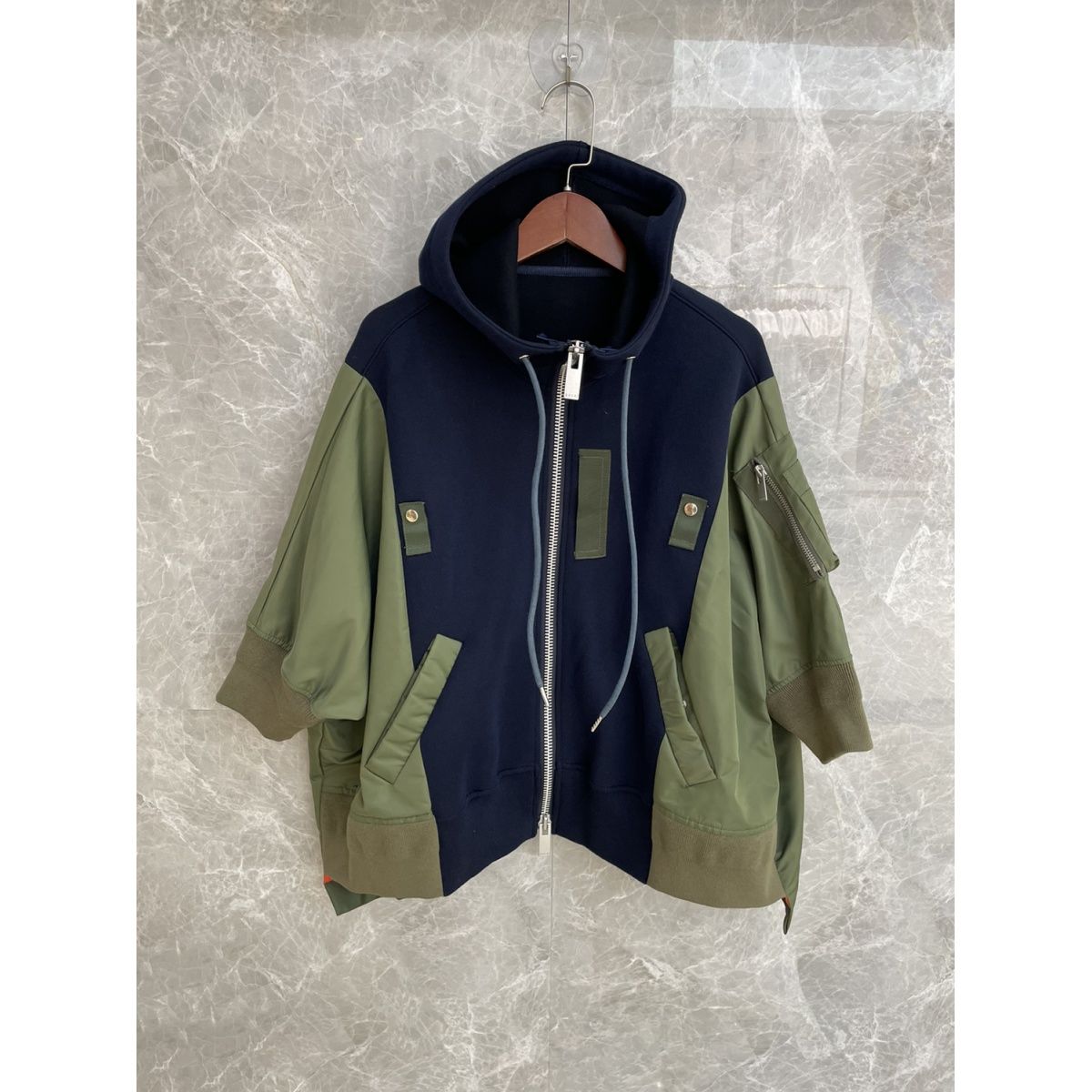 men women sacai fashion stitching loose bat sleeve hooded jacket casual thick cotton coats, Black
men women sacai fashion stitching loose bat sleeve hooded jacket casual thick cotton coats, Black