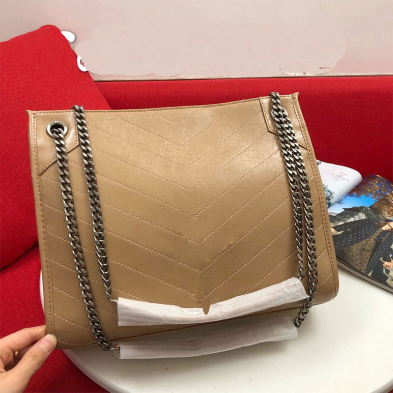 Fashion shopping bags, leather niki series, new handbag super light weight, western style, large space designer bag How to match it is very beautiful Fast delivery, Ribbon(not for sale separatel
Fashion shopping bags, leather niki series, new handbag super light weight, western style, large space designer bag How to match it is very beautiful Fast delivery, Ribbon(not for sale separatel