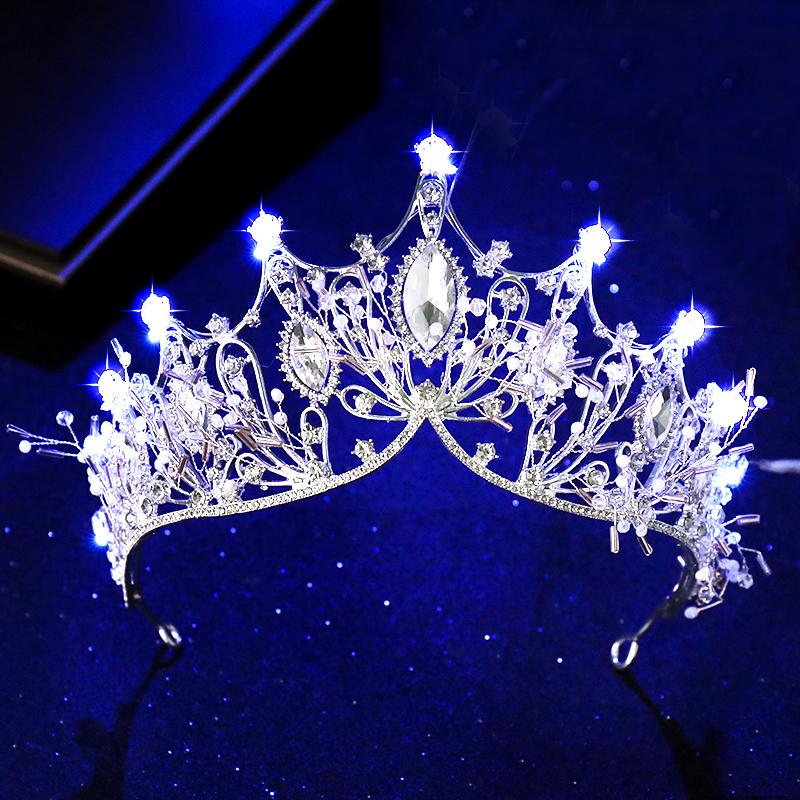 Hair Clips & Barrettes Luxury Blue Light Austria Crystal Crown Rhinestone Pearl Wedding Tiaras Head Ornaments Vintage Luminous Prom Party Qu
Hair Clips & Barrettes Luxury Blue Light Austria Crystal Crown Rhinestone Pearl Wedding Tiaras Head Ornaments Vintage Luminous Prom Party Qu