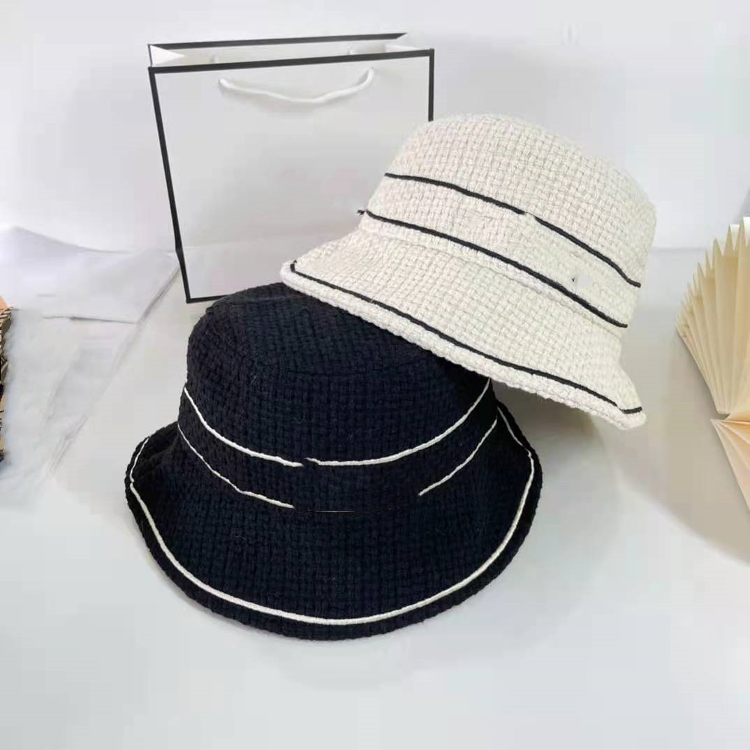 Fashion designer thick knit letter hat, socialite temperament woman street luxury gown hat high quality, Blue;gray
Fashion designer thick knit letter hat, socialite temperament woman street luxury gown hat high quality, Blue;gray