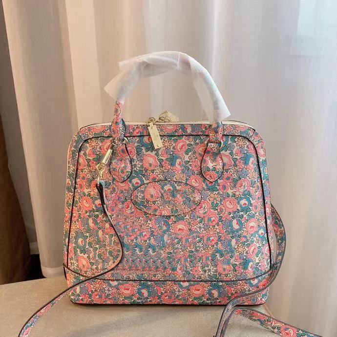 Designers Bags 2021 Handbags tote Women Luxurys Fashion backpack handbag shoulder bag totes Clutch multi pochette Ladies purse crossbody
Designers Bags 2021 Handbags tote Women Luxurys Fashion backpack handbag shoulder bag totes Clutch multi pochette Ladies purse crossbody