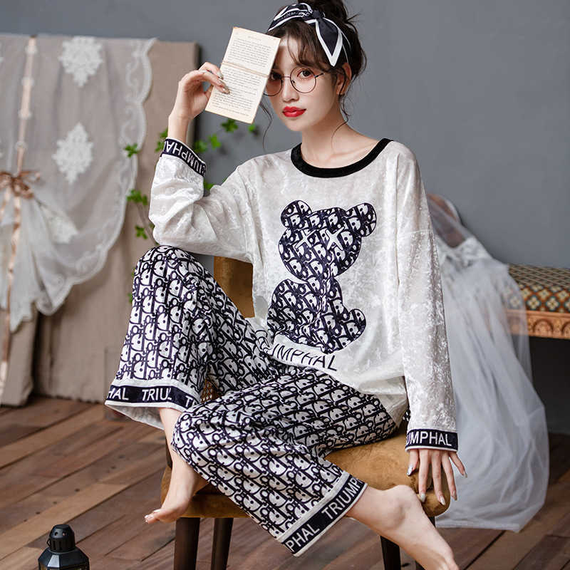 home textile pajamas autumn winter clothing sleepwear for women long sleeve cartoon loose suit clothes, As picture
home textile pajamas autumn winter clothing sleepwear for women long sleeve cartoon loose suit clothes, As picture
