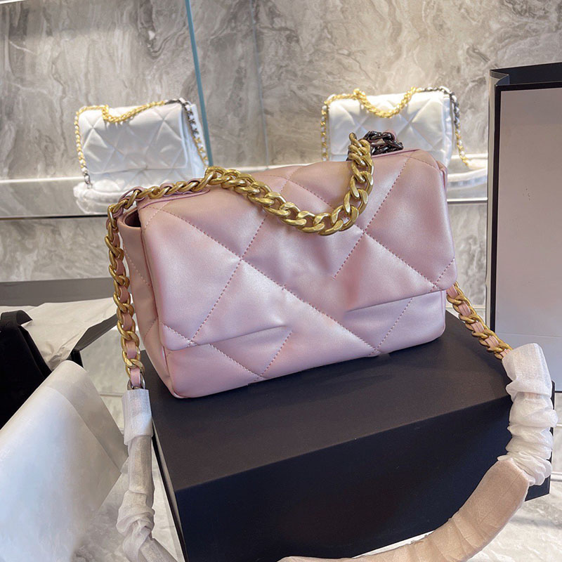 26C/30C Jumbo Medium Classic Pearls Iridescent Bags Fashion Flap Lambskin Multi Pochette Crossbody Shoulder Quilted Large Capacity Women Lux
26C/30C Jumbo Medium Classic Pearls Iridescent Bags Fashion Flap Lambskin Multi Pochette Crossbody Shoulder Quilted Large Capacity Women Lux