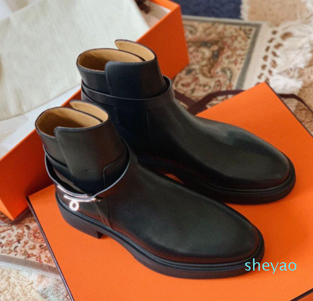 Winter Luxury Fashion Kelly Buckles Lock Ankle Boots Women's Knight Boot Black Calf Leather Lady Booty Dress Party EU35-40,With Box
Winter Luxury Fashion Kelly Buckles Lock Ankle Boots Women's Knight Boot Black Calf Leather Lady Booty Dress Party EU35-40,With Box