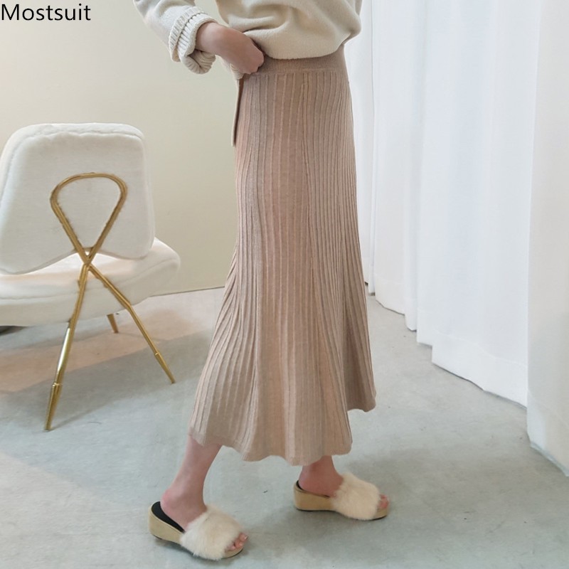 Winter Women Long Knitted Skirt Vintage Elegant High Waist Solid A-line Skirts Korean Black Beige Faldas Mujer Moda 210518
Winter Women Long Knitted Skirt Vintage Elegant High Waist Solid A-line Skirts Korean Black Beige Faldas Mujer Moda 210518