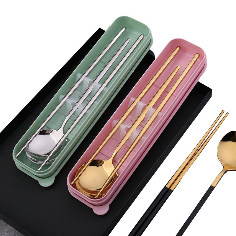 Dinnerware Sets 3pcs/set Portable Gold Chopsticks Fork Spoon Sushi Stainless Steel Chinese Metal Sticks Gadget Tableware
Dinnerware Sets 3pcs/set Portable Gold Chopsticks Fork Spoon Sushi Stainless Steel Chinese Metal Sticks Gadget Tableware