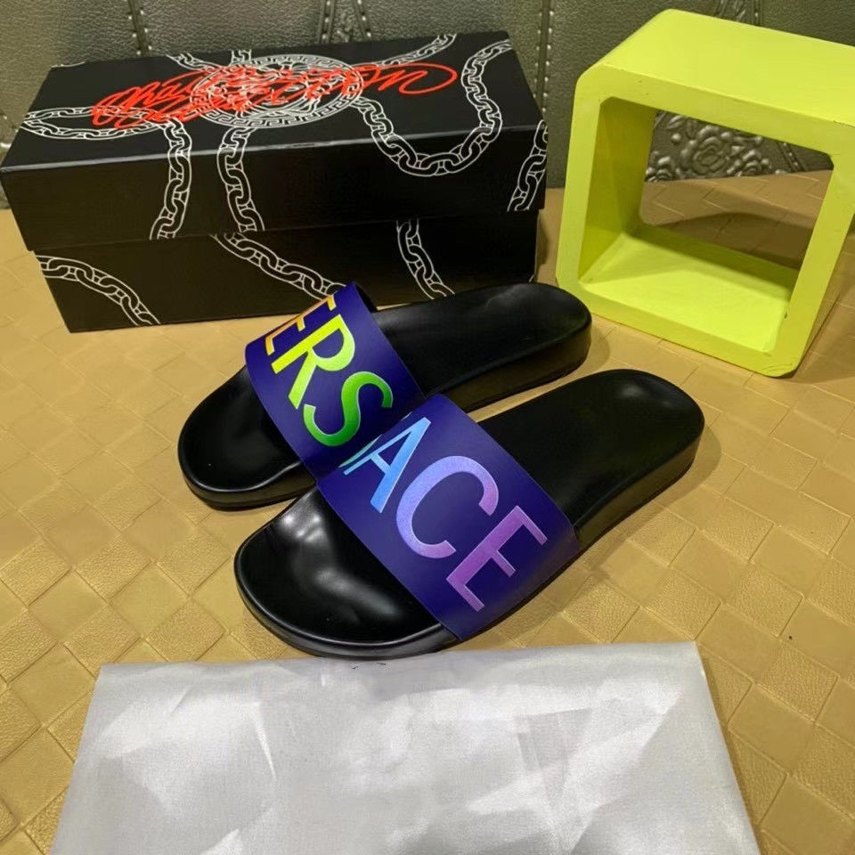 2021 Summer New Korean Men Slippers Outdoor Fashion Brand Leisure Flip Flop Antiskid Beach Resort Shoes, Black
2021 Summer New Korean Men Slippers Outdoor Fashion Brand Leisure Flip Flop Antiskid Beach Resort Shoes, Black