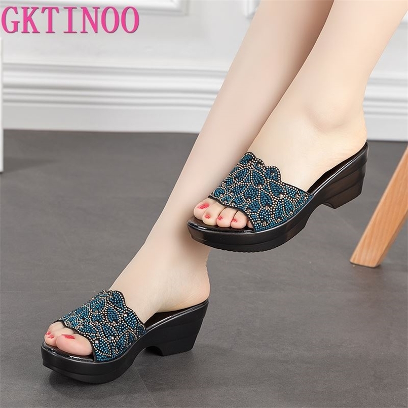 GKTINOO Large Size Women Sandals Summer Fashion Female Genuine Leather Slippers Middle - aged Wedge Shoes Mother 210628, 807 red
GKTINOO Large Size Women Sandals Summer Fashion Female Genuine Leather Slippers Middle - aged Wedge Shoes Mother 210628, 807 red