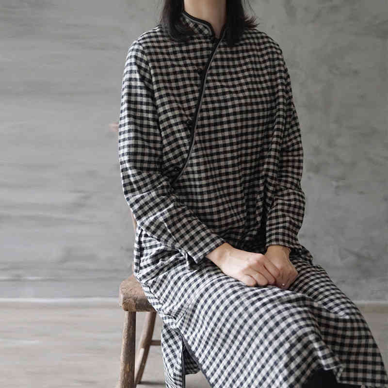Johnature Retro Stand Plate Buckle Women Long Sleeve Cheongsam Dress Autumn Winter Simple Fashion Cotton Linen Dresses 210521, Black
Johnature Retro Stand Plate Buckle Women Long Sleeve Cheongsam Dress Autumn Winter Simple Fashion Cotton Linen Dresses 210521, Black