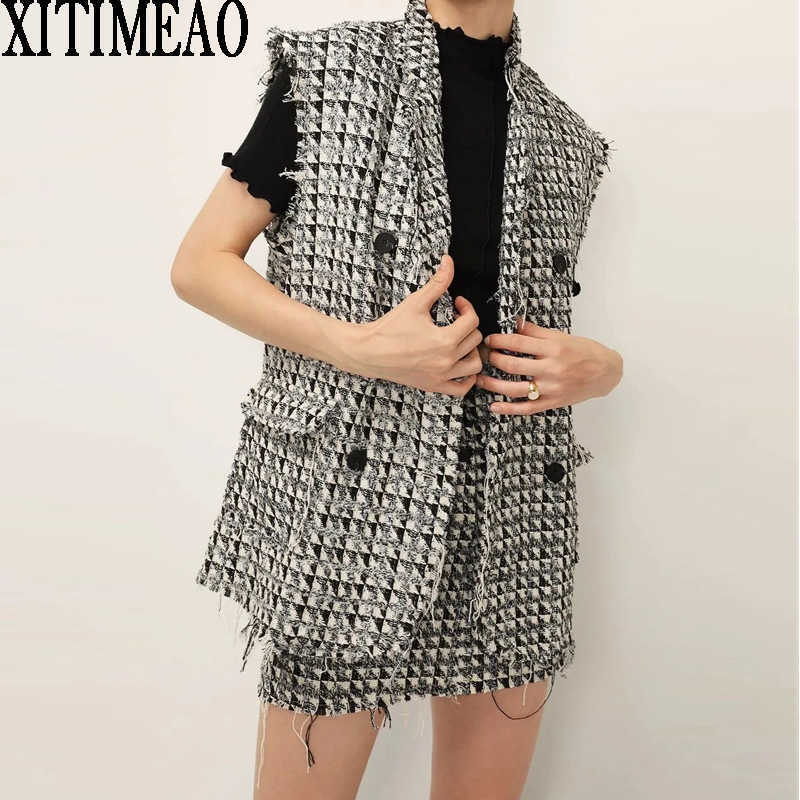 ZA Women Fashion Tweed Plaid Coat Loose Vest Lapel Sleeveless Outer Wear Side Vents Female Waistcoat Chic Tops 210602, Black
ZA Women Fashion Tweed Plaid Coat Loose Vest Lapel Sleeveless Outer Wear Side Vents Female Waistcoat Chic Tops 210602, Black
