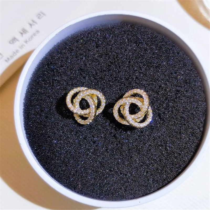 Ins Top Selling Stud Earrings Simple Fashion Jewelry 925 Sterling Silver& Gold Fill Pave White Sapphire CZ Diamond Gemstones Eternity Women Wedding Ea