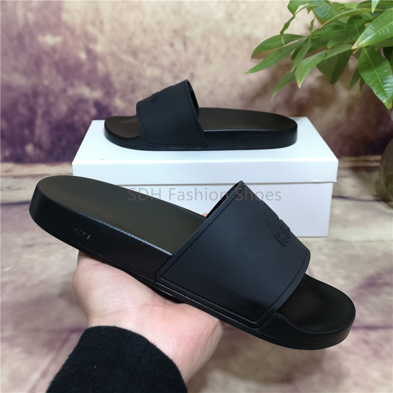 2021 Cheap Best Mens Womens Sandals Shoes Top Quality Slide Summer Fashion Wide Flat Slipper Sandals Slipper Flip Flop With Box Size 35-45, White
2021 Cheap Best Mens Womens Sandals Shoes Top Quality Slide Summer Fashion Wide Flat Slipper Sandals Slipper Flip Flop With Box Size 35-45, White