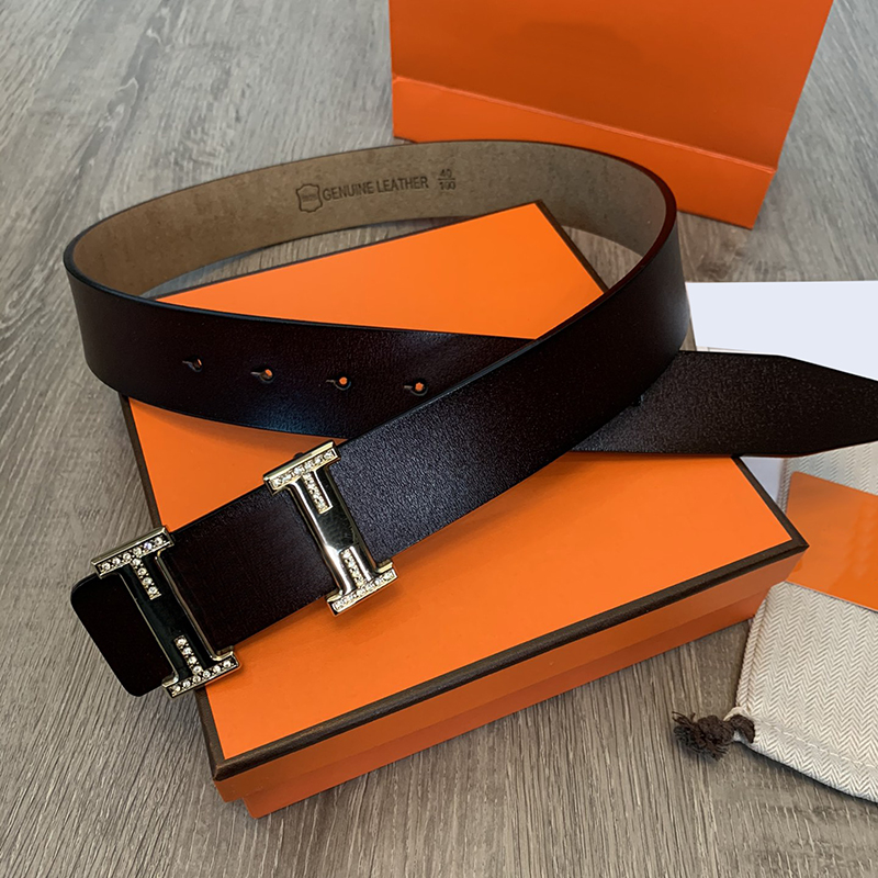 Womens Belt Mens Designers Belts For Men Luxurys Cowhide Genuine Leather Letter Belt Fashion 3.8cm Waistband Women Casual Girdle 21113059XS, Black
Womens Belt Mens Designers Belts For Men Luxurys Cowhide Genuine Leather Letter Belt Fashion 3.8cm Waistband Women Casual Girdle 21113059XS, Black