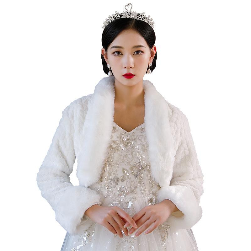 Wraps & Jackets Bride Wedding Faux Fur Bolero Jacket Warm Wrap Shawl Bridal Stole Winter Capelet Short Coat For Women And Girls, White
Wraps & Jackets Bride Wedding Faux Fur Bolero Jacket Warm Wrap Shawl Bridal Stole Winter Capelet Short Coat For Women And Girls, White