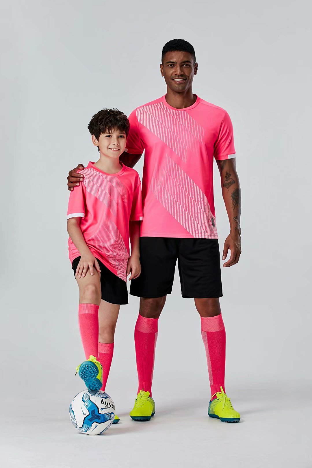 #093 Football uniform men+kids soccer Jersey printing team custom track and field sports short-sleeved shirt, Black;yellow
#093 Football uniform men+kids soccer Jersey printing team custom track and field sports short-sleeved shirt, Black;yellow