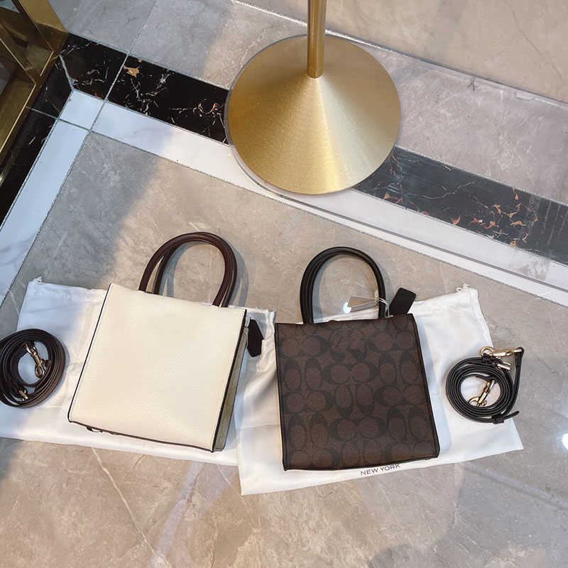 Designer bag Tote Handbag Ladies Totes Handbags genuine leather luxury Different colors Various styles multi-style Shopping With the original box size 17-8-17 cm, White
Designer bag Tote Handbag Ladies Totes Handbags genuine leather luxury Different colors Various styles multi-style Shopping With the original box size 17-8-17 cm, White