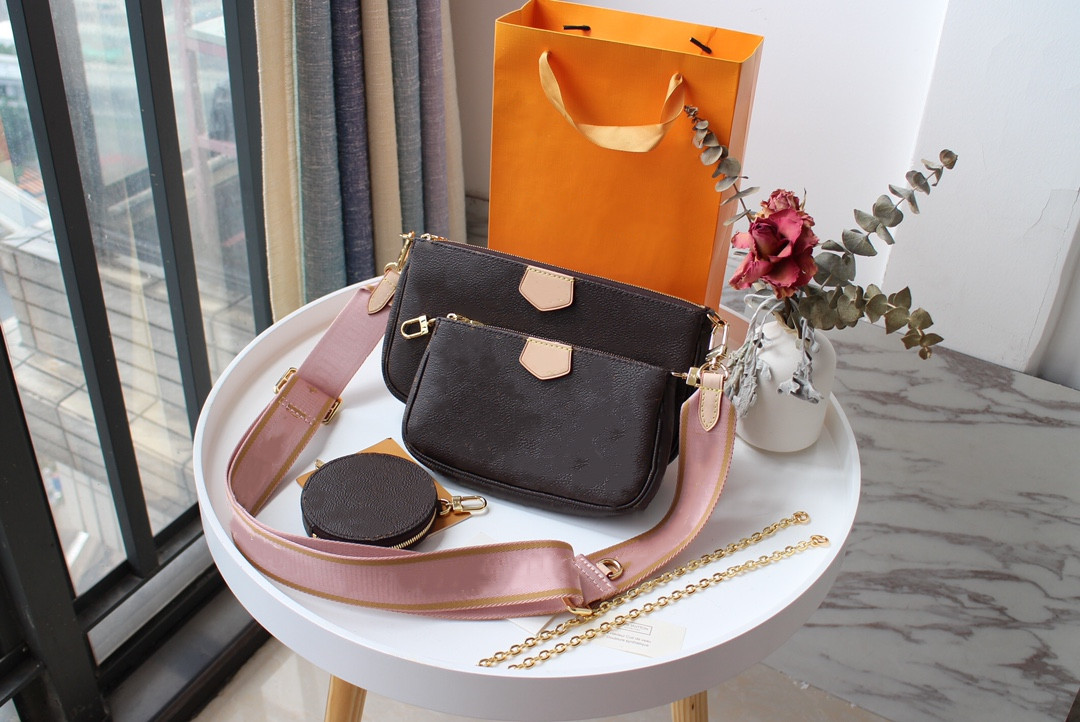 Women Luxurys Designers Bags Original Box Date code Handbags Purse Wallet clutch shoulder messenger cross body multi Purses, Pink
Women Luxurys Designers Bags Original Box Date code Handbags Purse Wallet clutch shoulder messenger cross body multi Purses, Pink