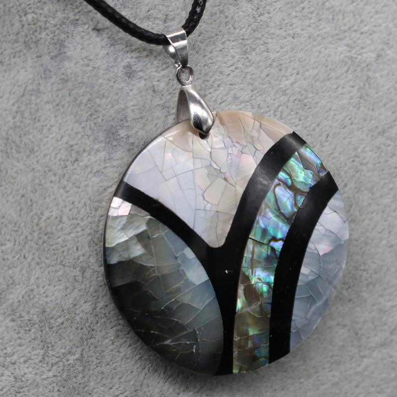 Pendant Necklaces Selling 2021 Fashion Boutique Natural Shell Necklace Exquisite High Quality Jewelry Size 48x48mm, Silver
Pendant Necklaces Selling 2021 Fashion Boutique Natural Shell Necklace Exquisite High Quality Jewelry Size 48x48mm, Silver